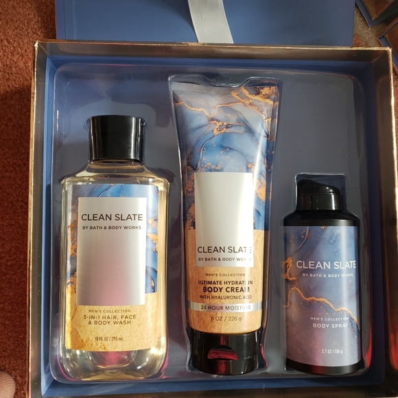Bath and body VS GIFT SETS - Picture 4 of 6
